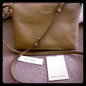 MARC JACOBS cross body purse